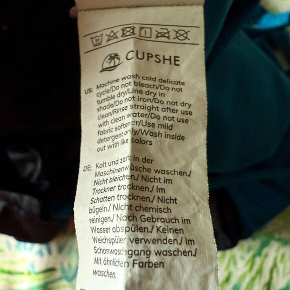 Cupshe Womens Large Blue Black High Neck Cut Out One Piece Swimsuit NWT - Picture 6 of 6